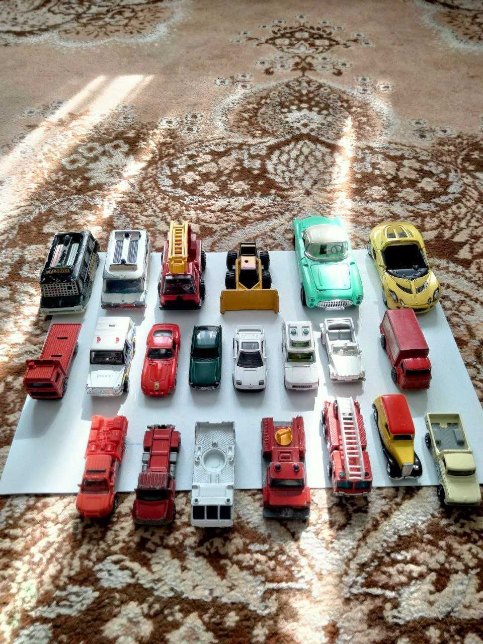 Розпродаж! Машинки, масштабні моделі авто, колекційні модельки іграшки