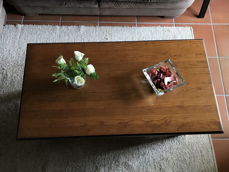 mesa sala de estar em pinho maciço