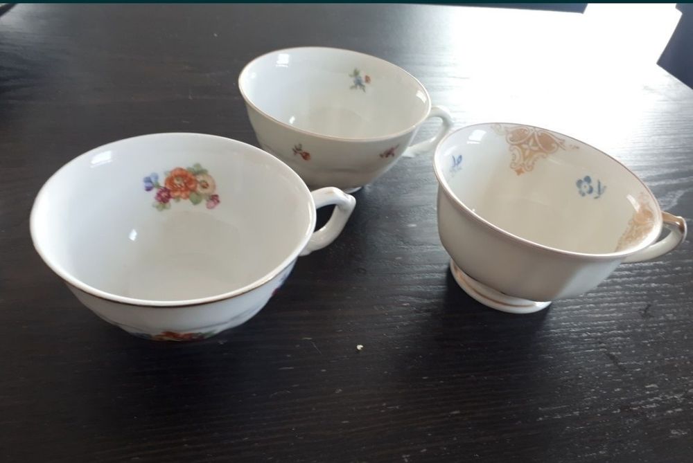 Porcelanowa filiżanka Carl Tielsh Koenigszelt