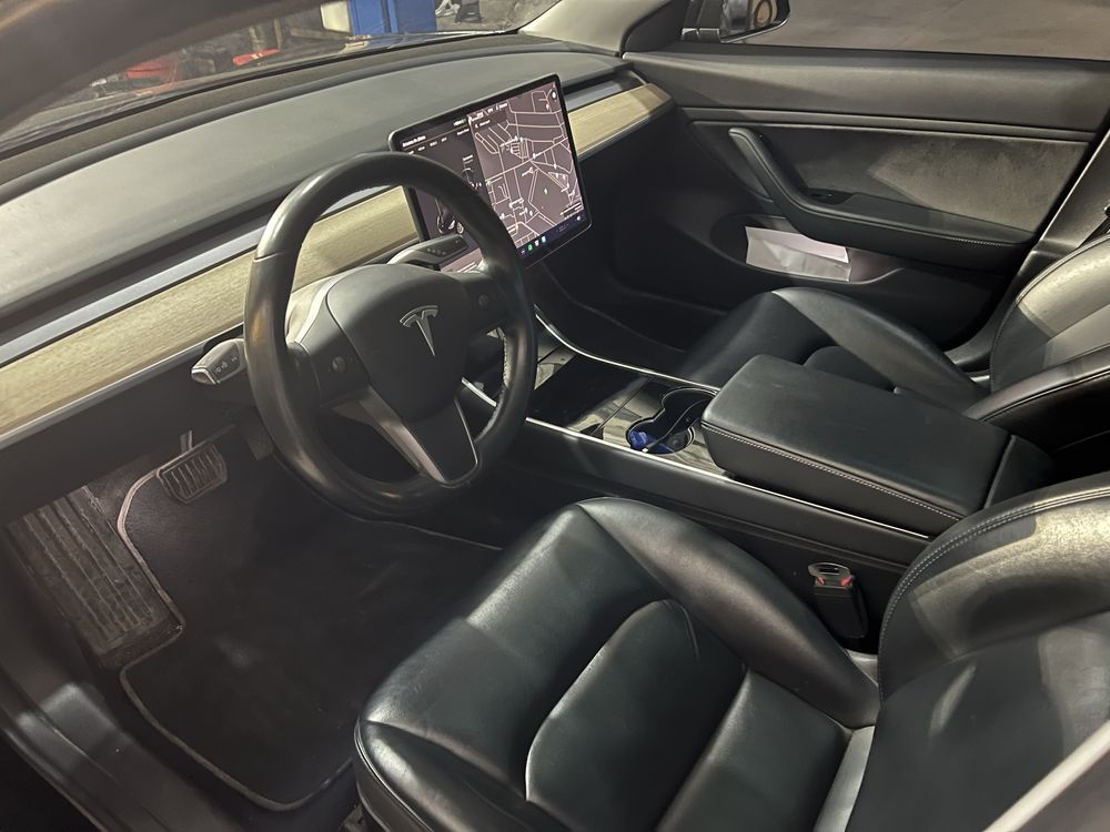 Tesla model 3 dual motor 2019