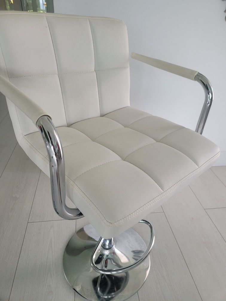Hoker . Ekoskóra eleganckie wysokie oparcie