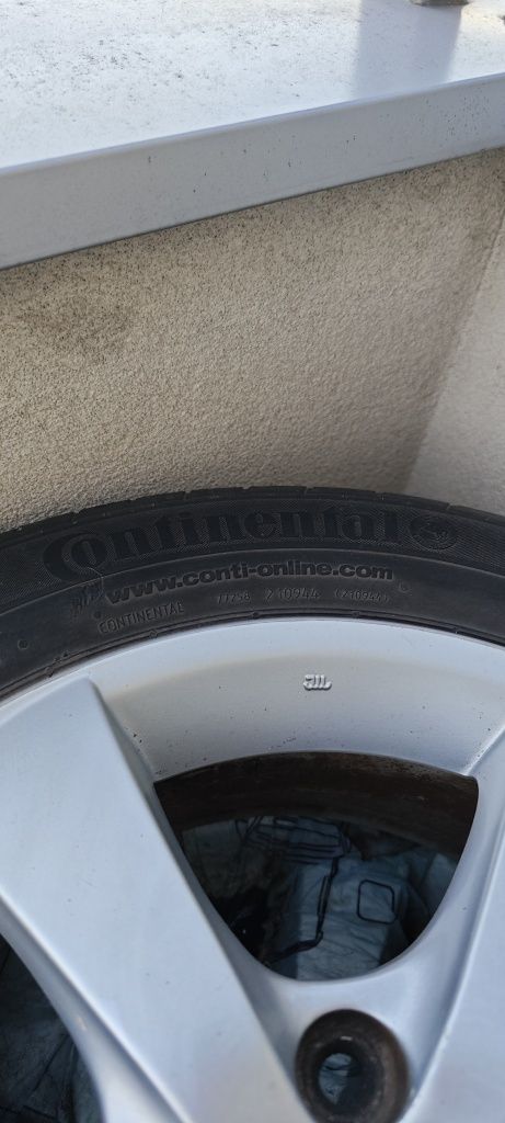Komplet 4 oryginalnych alufelg 16" do Mazda 3 z oponami Continental