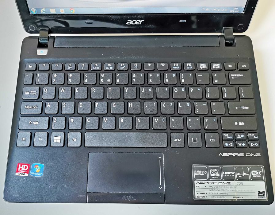 Laptop Acer Aspire One 725 11,6" C-60 8GB 320GB Windows 7