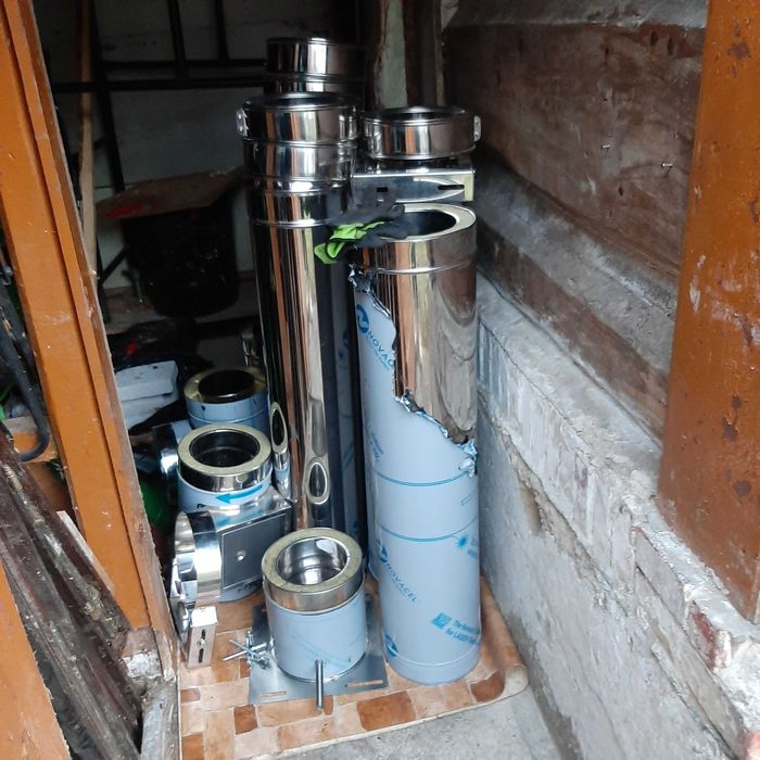 Komin gazowy izolowany dwuścienny kwasoodporny 7 m (fi 150/220mm)