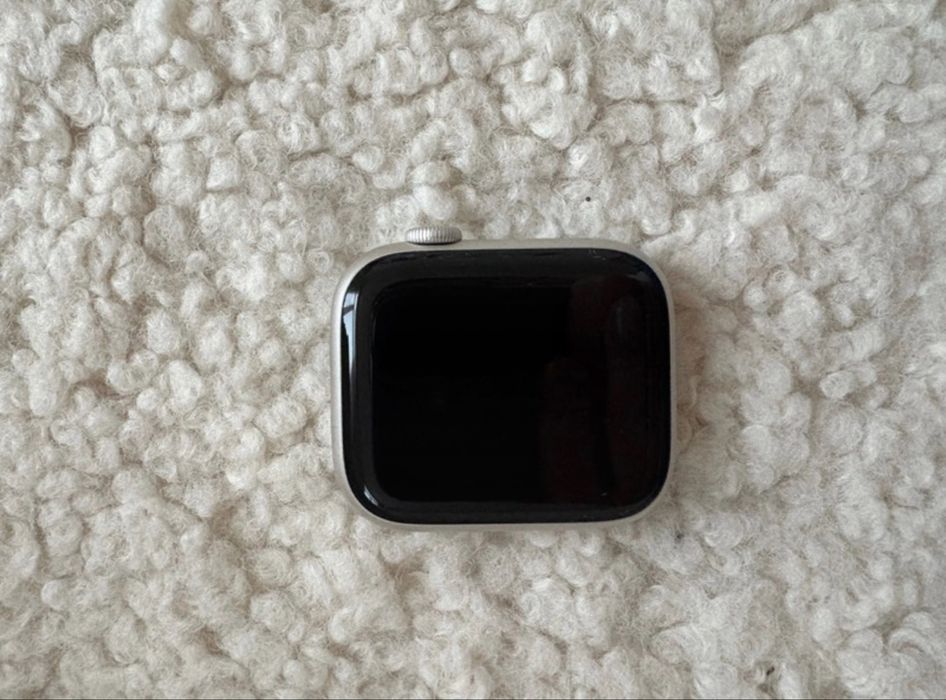 Apple watch series 8 45mm GPS