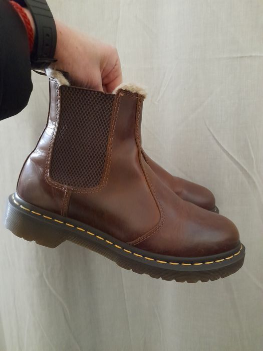 Жіночі шкіряні черевики челсі Dr. Martens 2976 Leonore