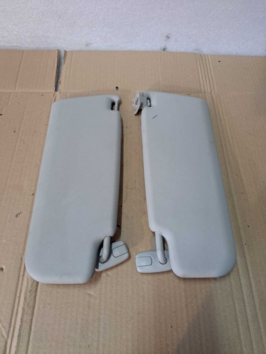 Osłona osłony przeciwsłoneczne  Volkswagen Jetta V Golf V kpl