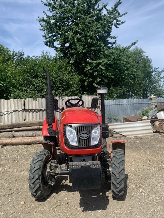 Китаєць XINGTAI T 244 TWS