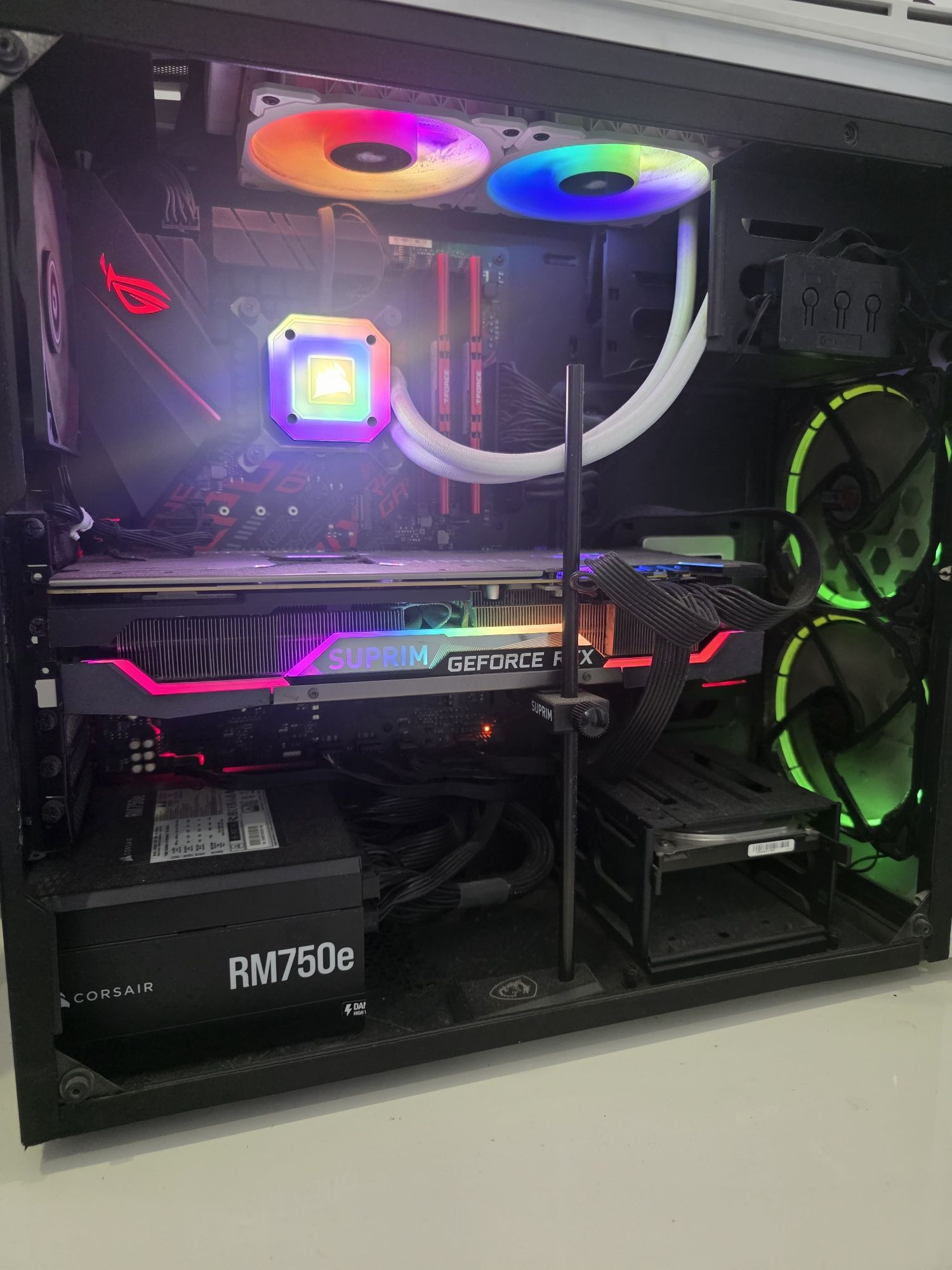 PC GAMIMG i7 8700k, RTX 3080 E 32GB RAM