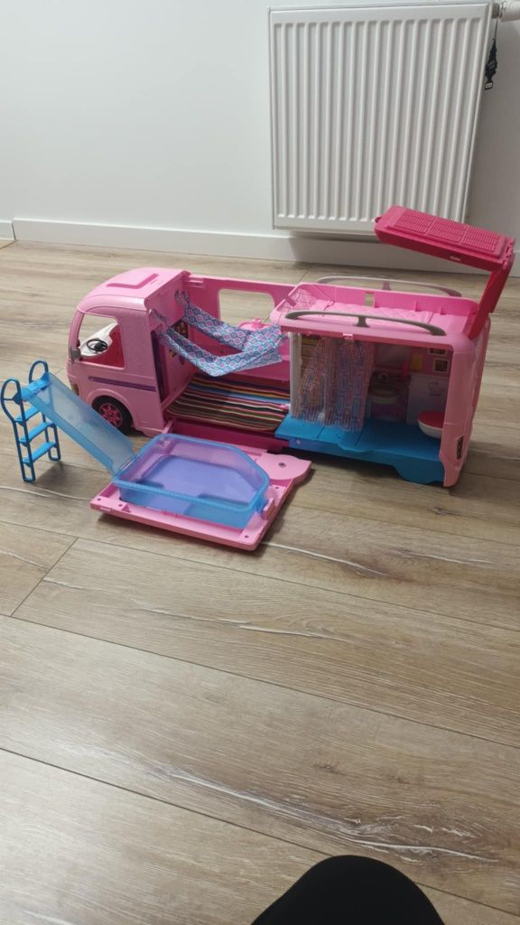 Kamper Barbie Smyk