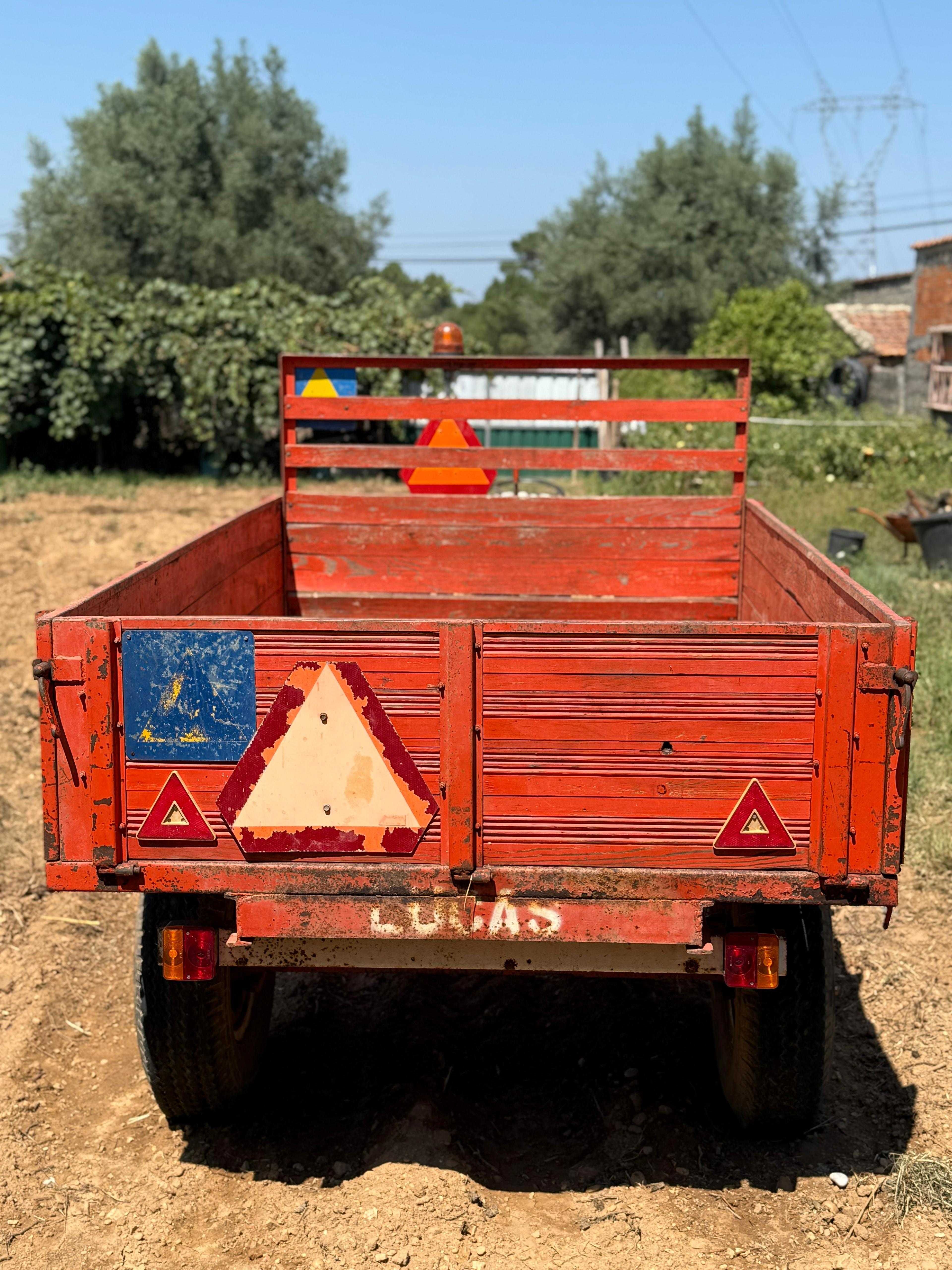 reboque para trator agricola