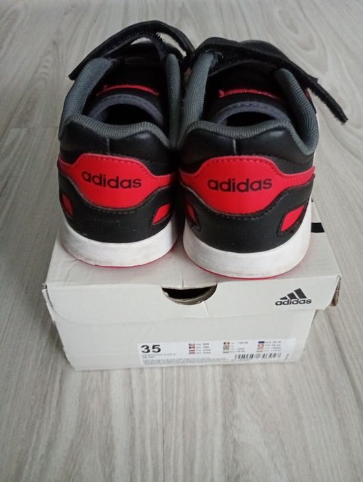 Adidasy chłopięce firmy Adidas rozm. 35