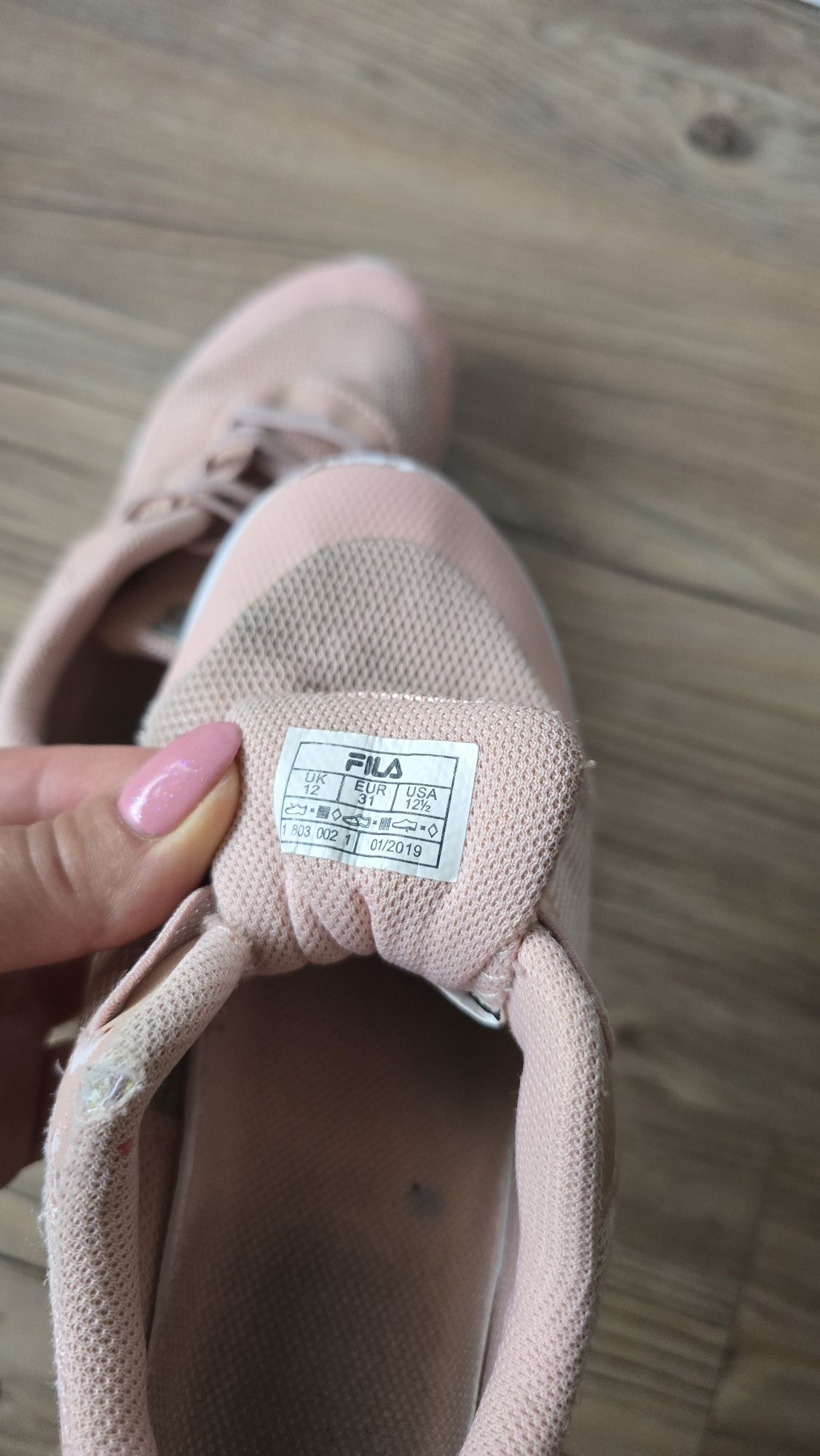 Adidasy dla dziewczynki Fila r 31 długość ok18/19 cm letnie adidasy