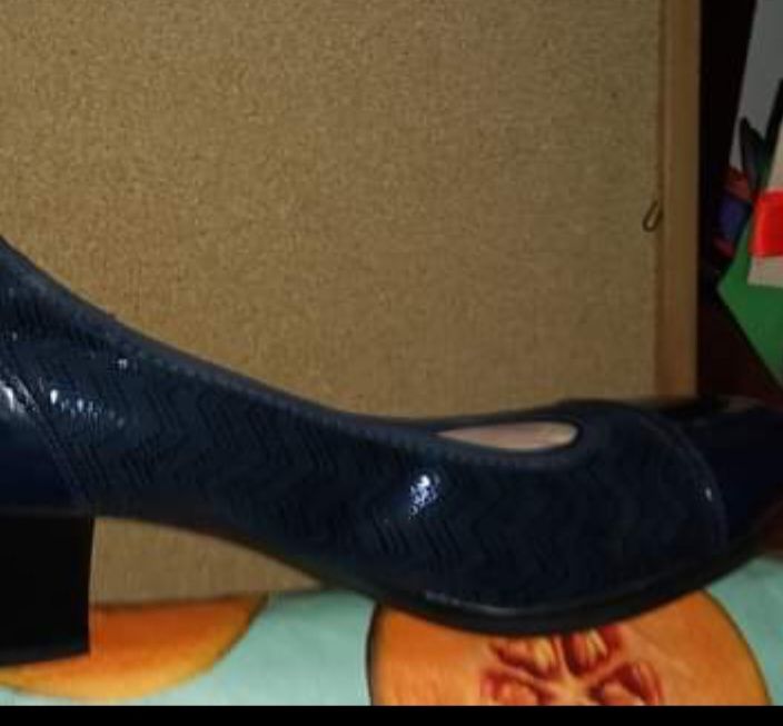 Sapatos senhora 39  e 40