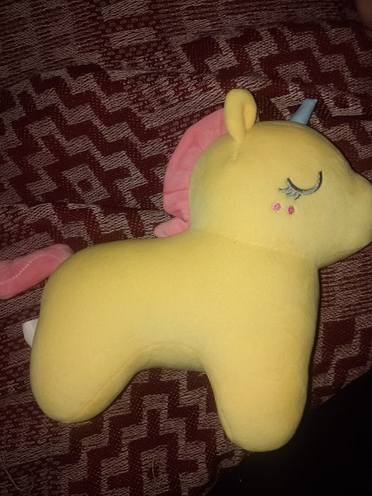 Іграшка єдиноріг жовтий