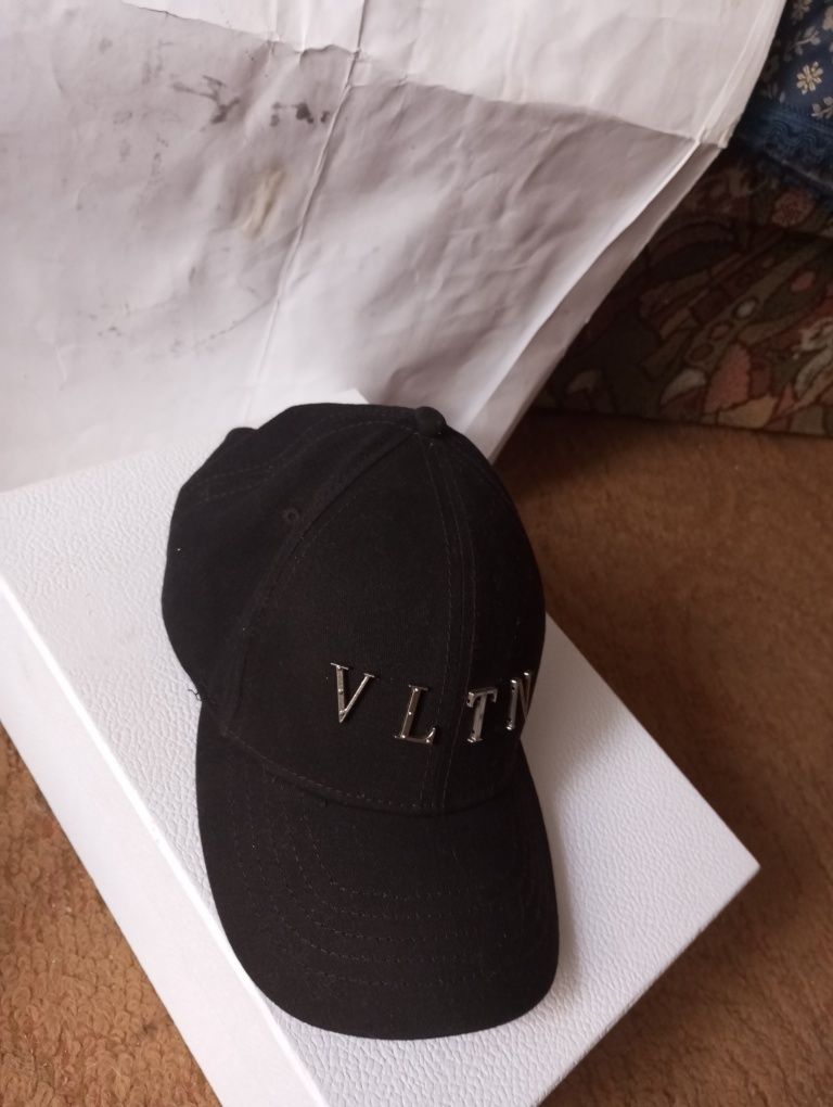 Кепка бейсболка Valentino р.M Италия