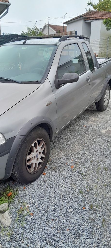 Fiat Strada 1.9 JTD 2004