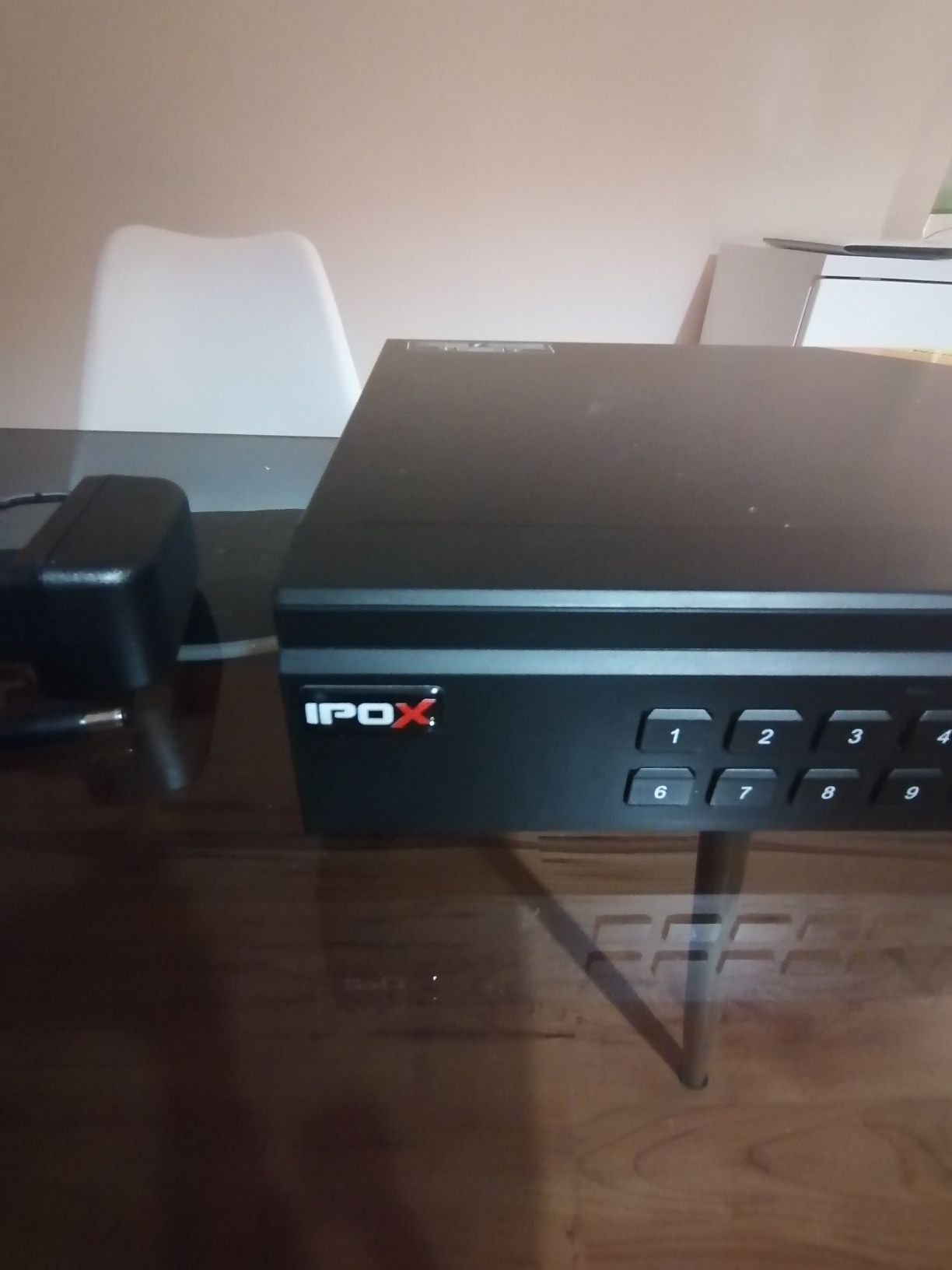 Rejestrator sieciowy IP PX-NVR2604EA IPOX 4 KANAŁY