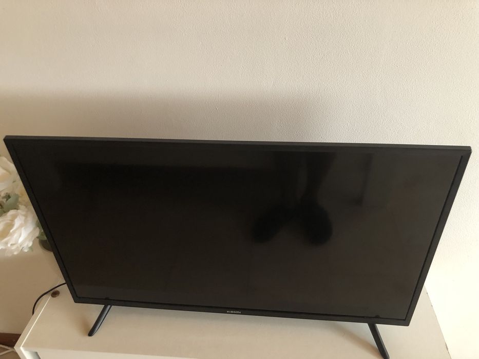 TV smart XIAOMI 32’ como nova(pouco uso)