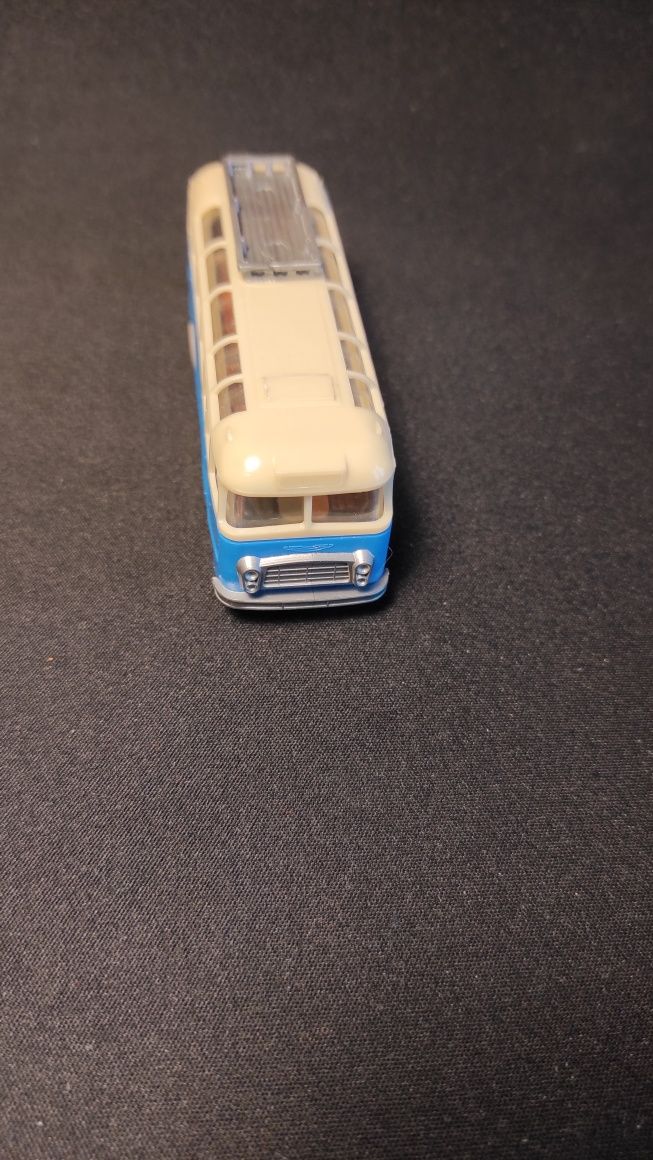 Model ESPEWE Ikarus DDR