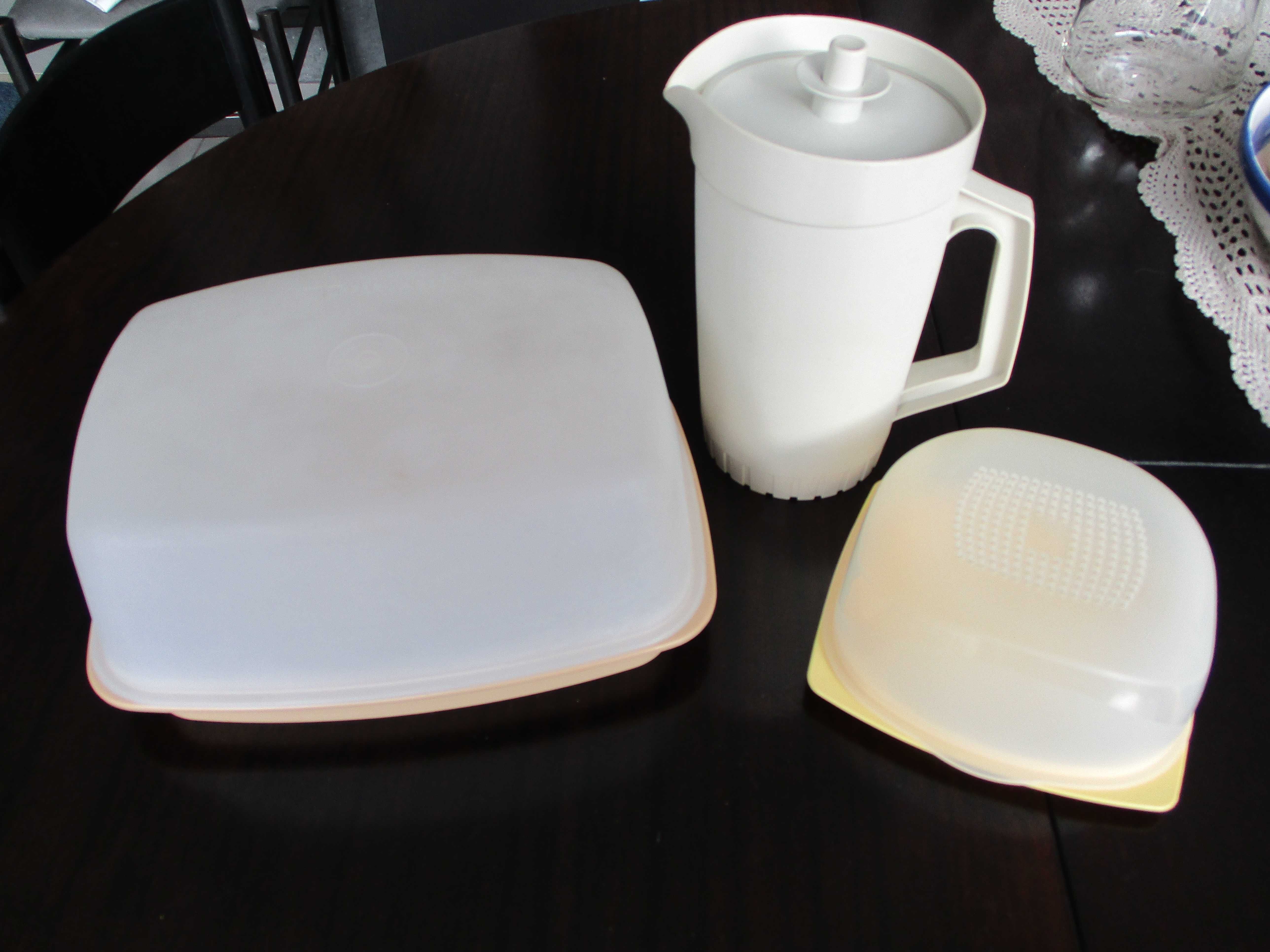 Jarro antigo cinza da TUPPERWARE com tampa vedante a vácuo, Vintage!