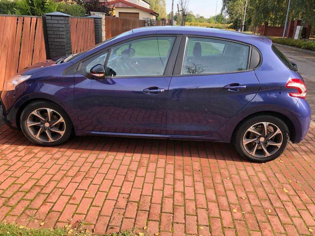 Peugeot 208 1.4vti 95KM 2012r