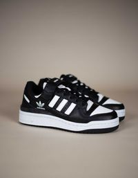 Жіночі кросівки Adidas Forum 84 Low Black White