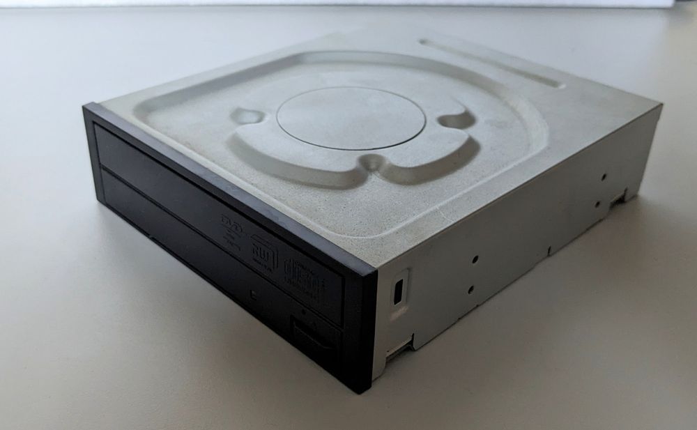 Sony Optiarc AD-7280S Reader/Writer64552304881282120
