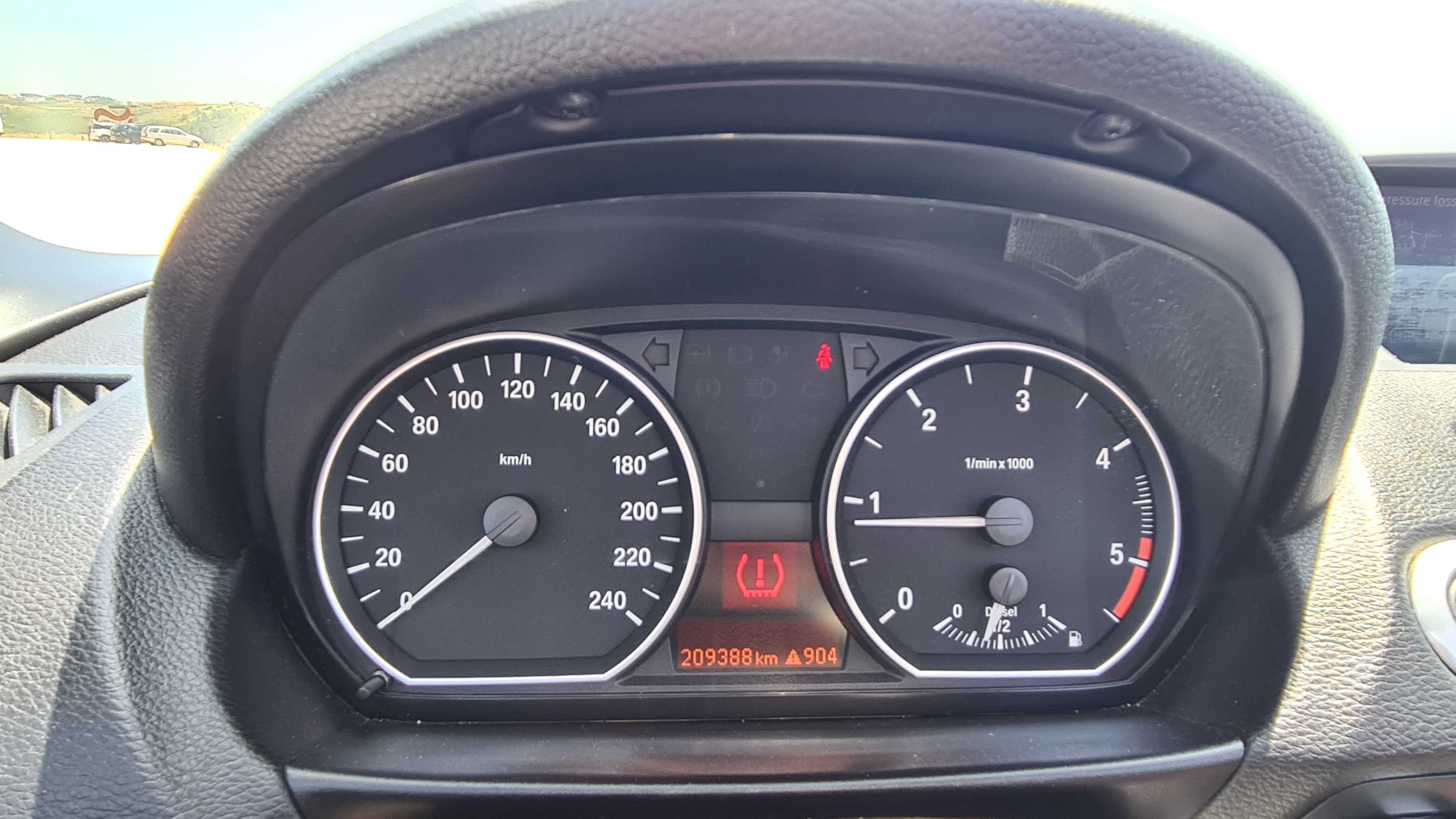 BMW 118D CABRIO champanhe