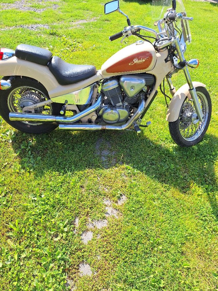 Honda Shadow Motocykl Chopper  VT 600