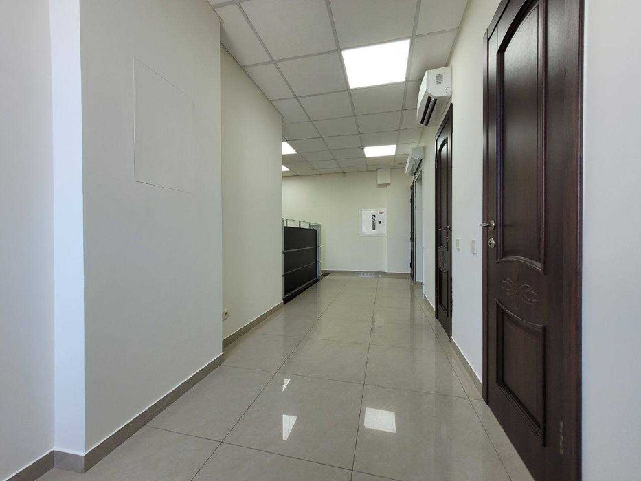 Офіс-поверх, центр Подолу, поруч метро Контрактова Площа