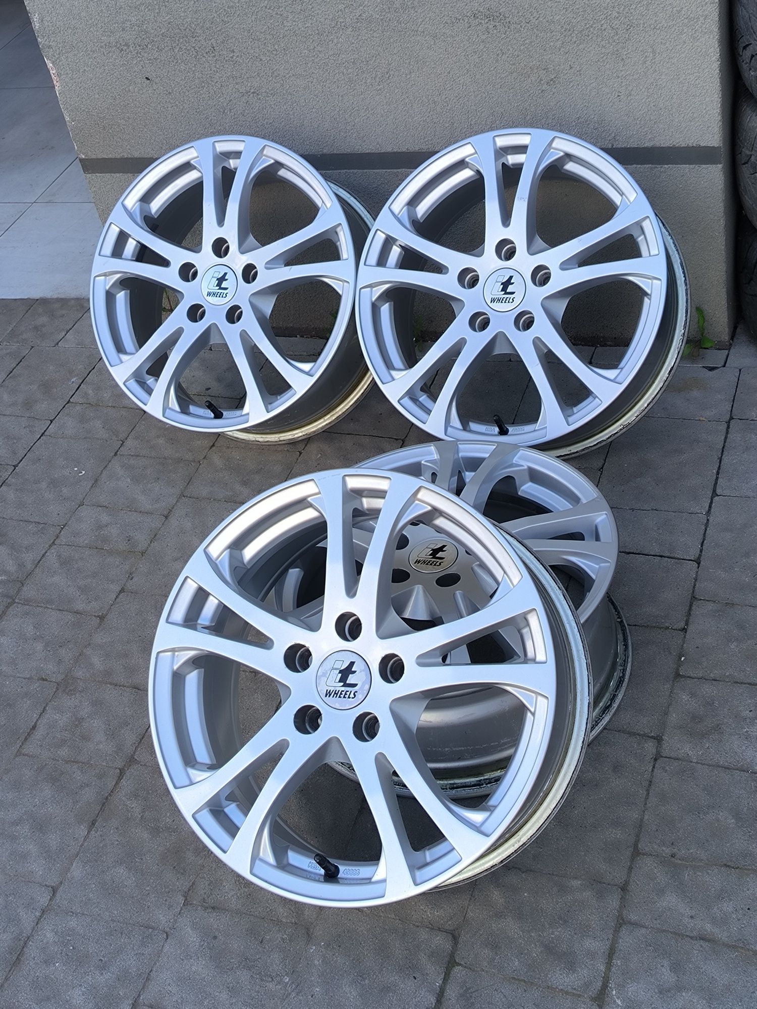 Диски IT Wheels r16 5x108 Ford Volvo Renault