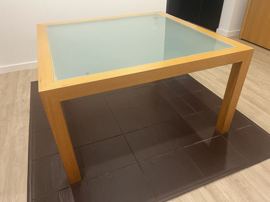 Mesa 140x140x78cm sala de jantar com tampo de vidro