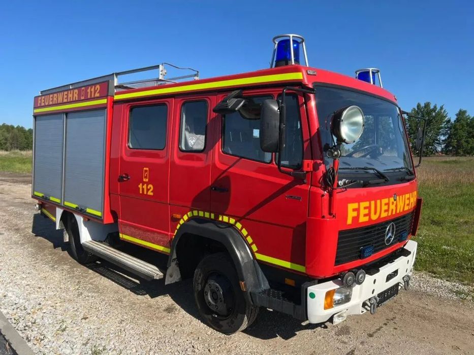 Mercedes-Benz 814F Wóz strażacki  Straż pożarna  Samochód specjalny