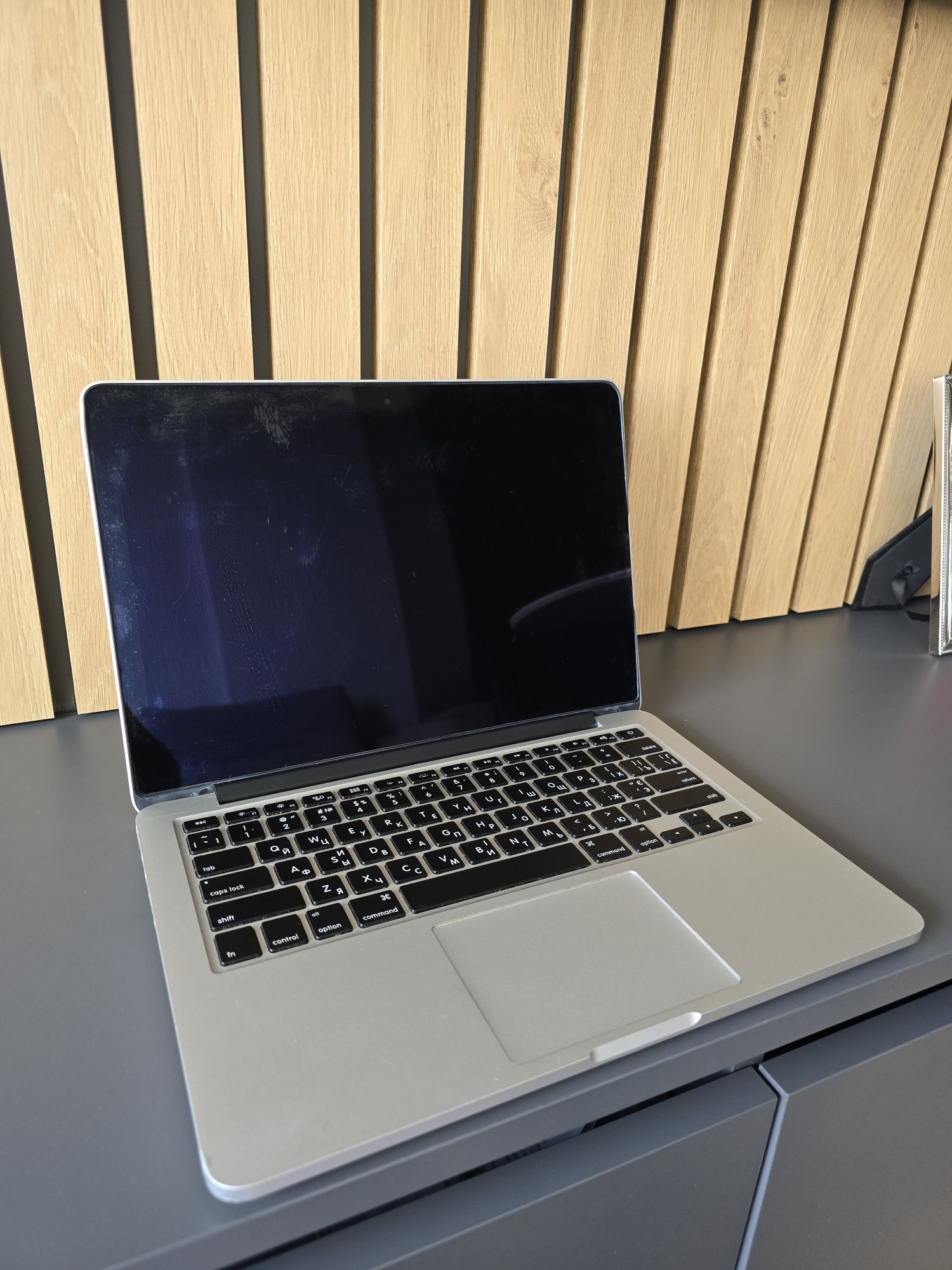 Продається Apple MacBook Pro 13