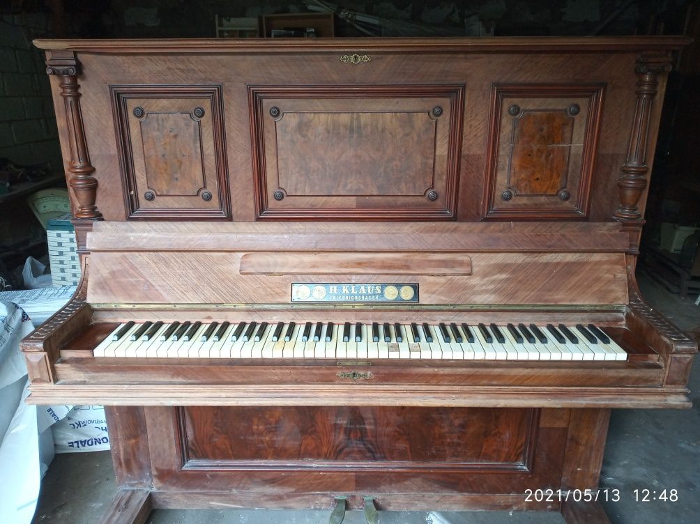 Антикварное немецкое фортепиано-пионино.
