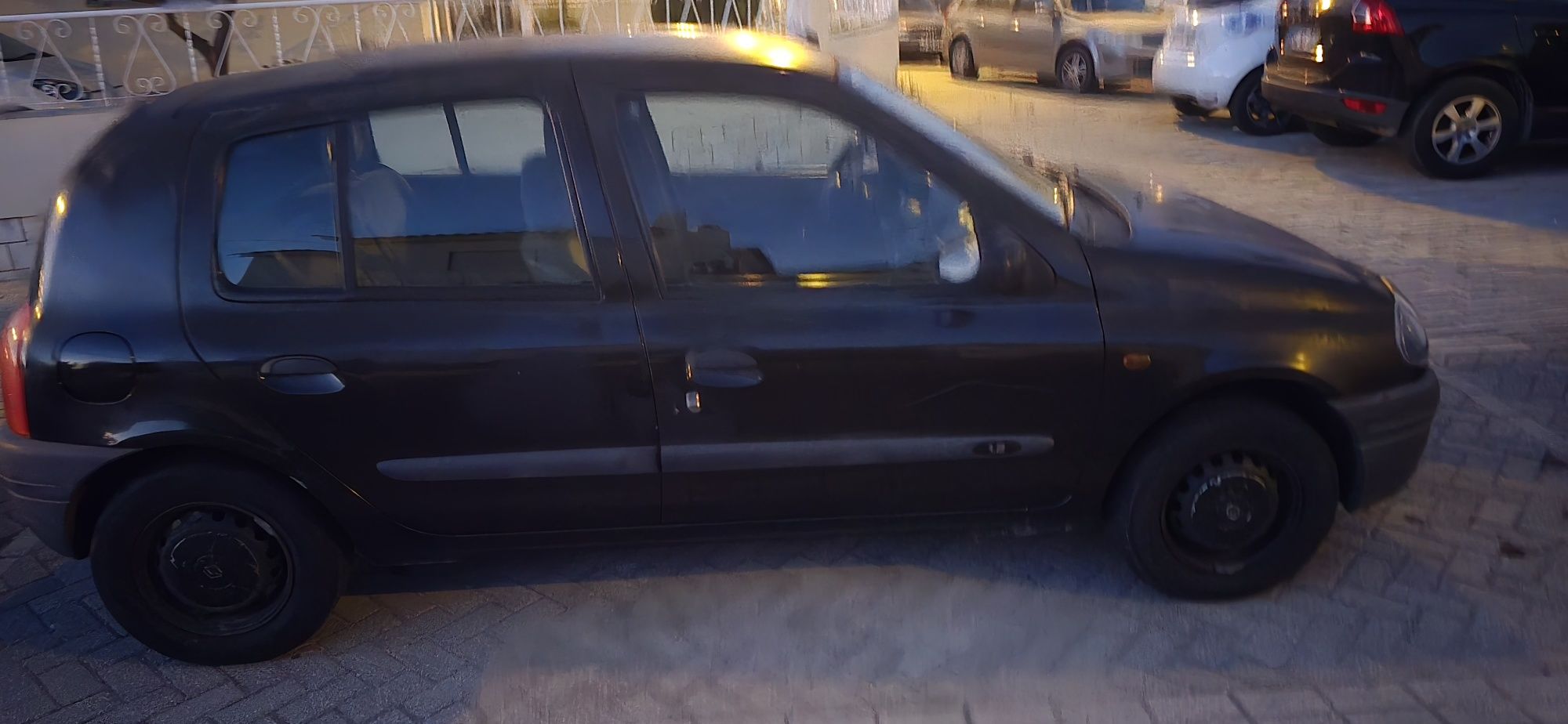 Clio 1.2 1999 troca por moto 125cc