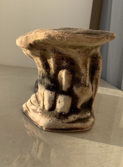 Остров-грот для рептилий