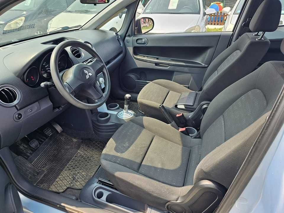 Mitsubishi Colt 2006rok 167tys.km przebiegu 1.3benzyna opłaty aktualne