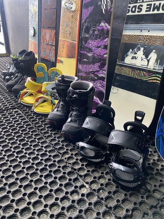 Сноуборди б/в обслужені