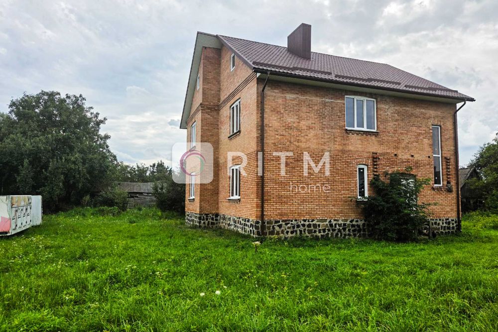 Продаж 2-х поверхового будинку у Вишкові