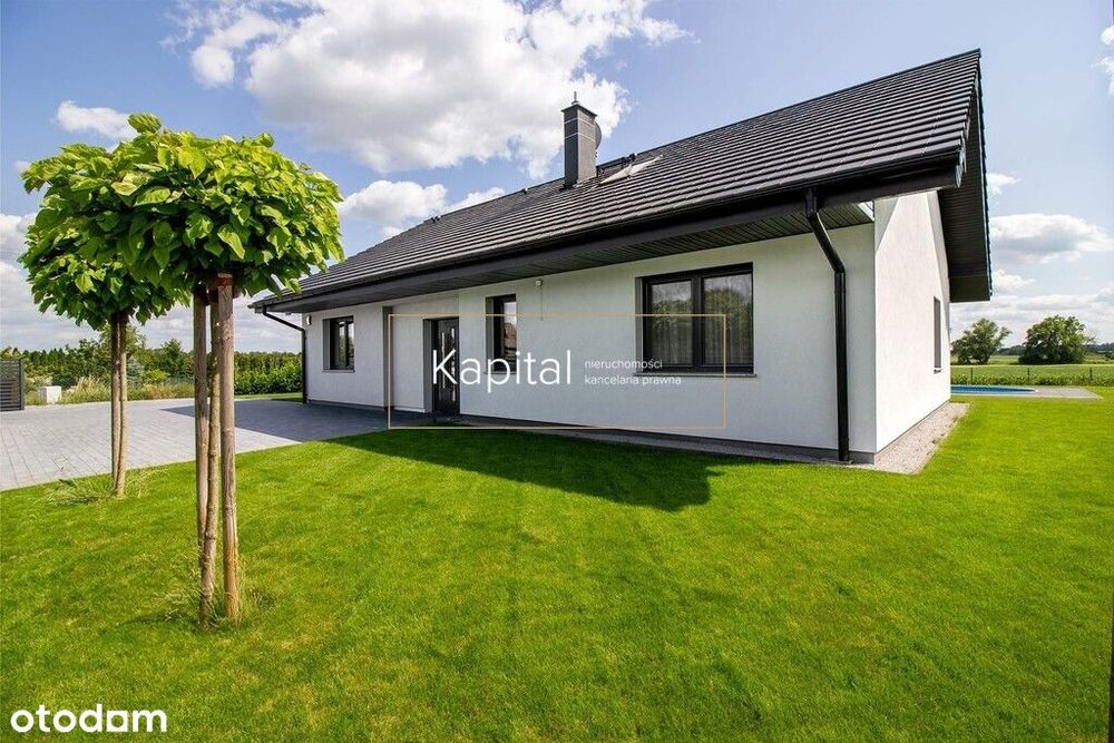 Na sprzedaż nowoczesny dom parterowy z basenem