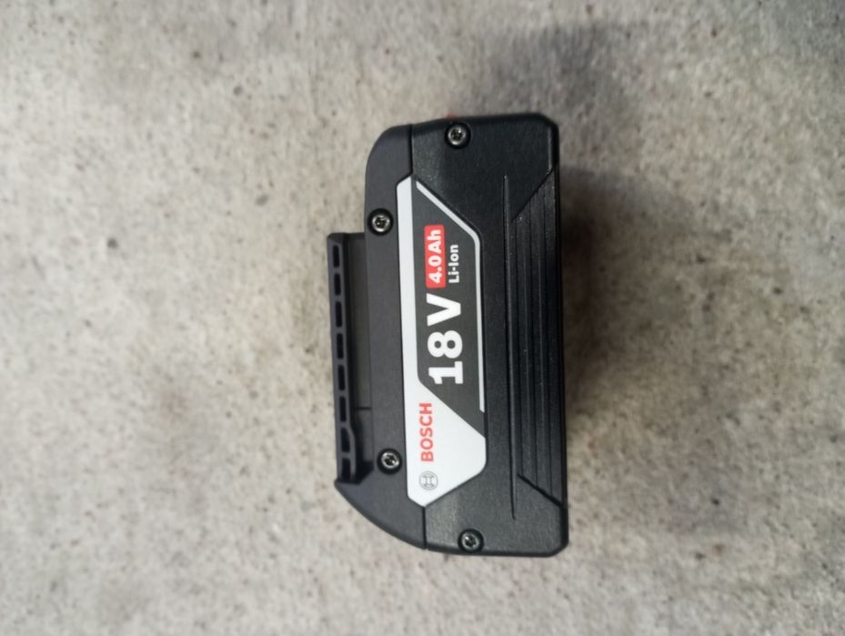 Bateria Bosch 18V 4Ah nowa