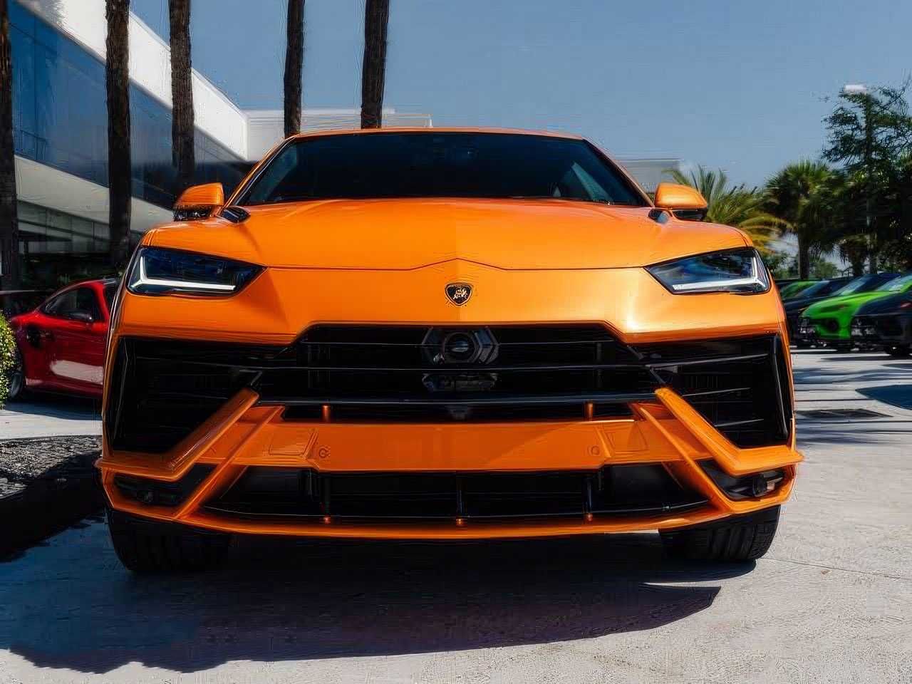 2023 Lamborghini Urus S