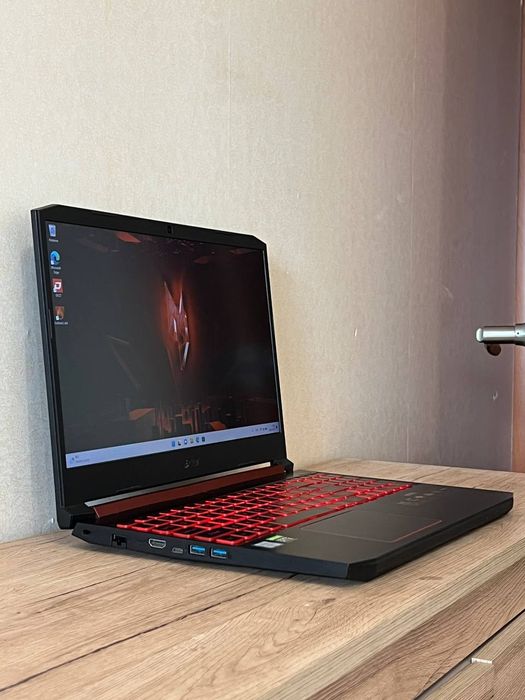 Acer Nitro RTX 2060 (6 GB) | i7-9750H | 16/512GB | 144Hz  | Win 11 Pro