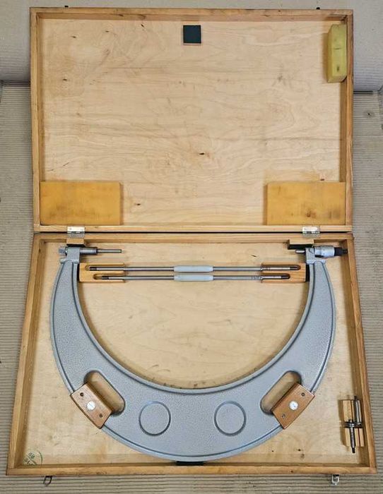 Mikrometr zewnętrzny 400-500 mm