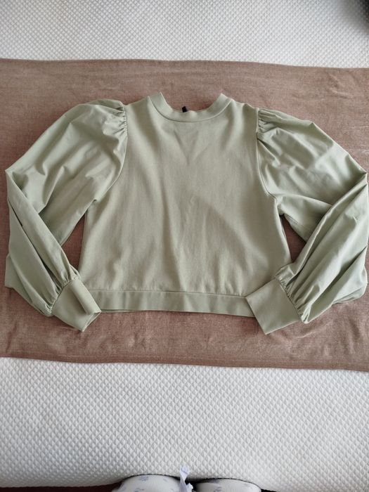 Camisola com mangas de balão