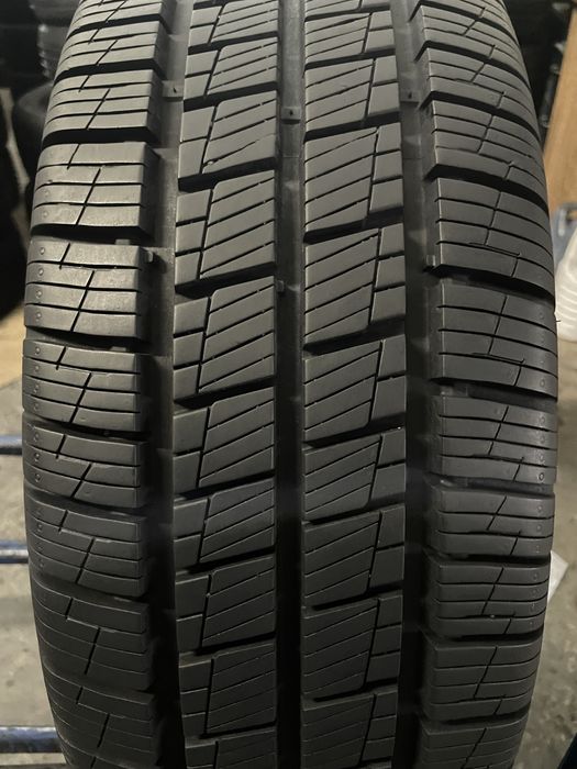 Шина 215/65/16с - 1шт Hankook Vantra ST AS2