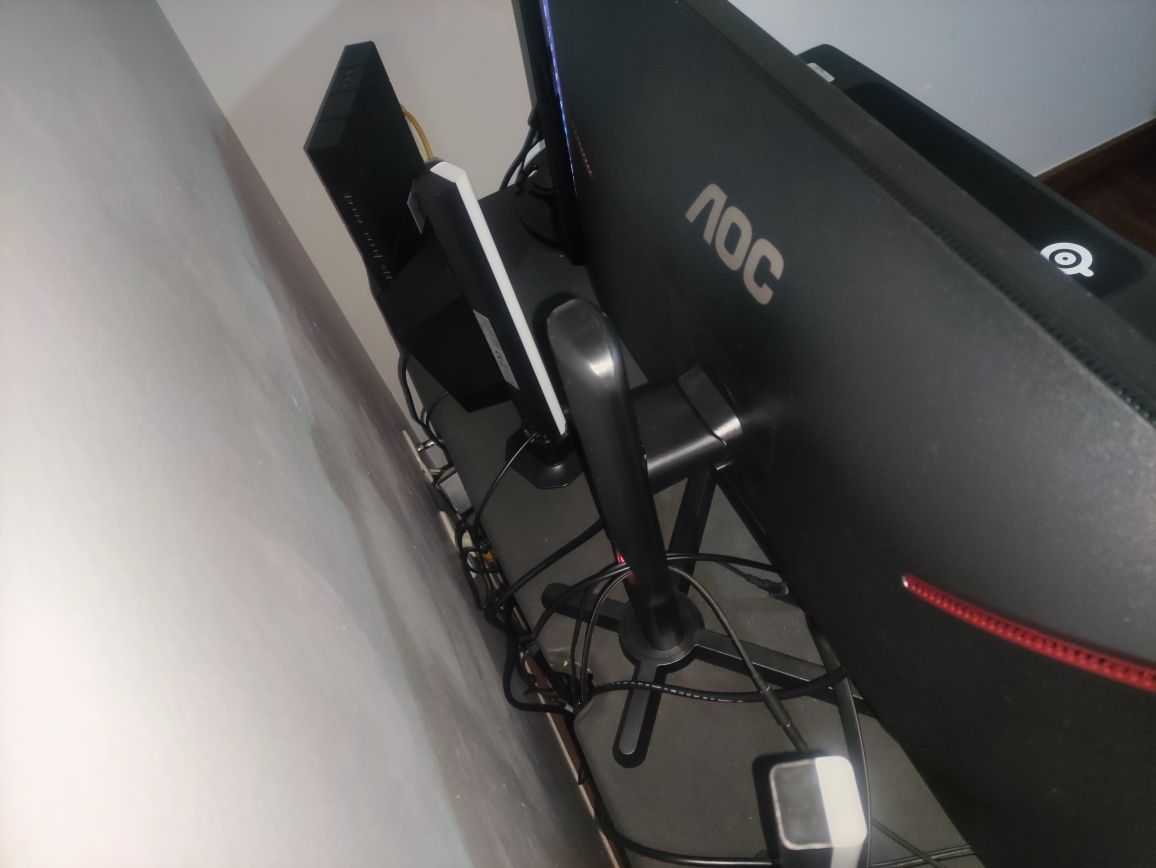 AOC Q27G3XMN 27" - monitor gaming mini-led, 180hz, 2K
