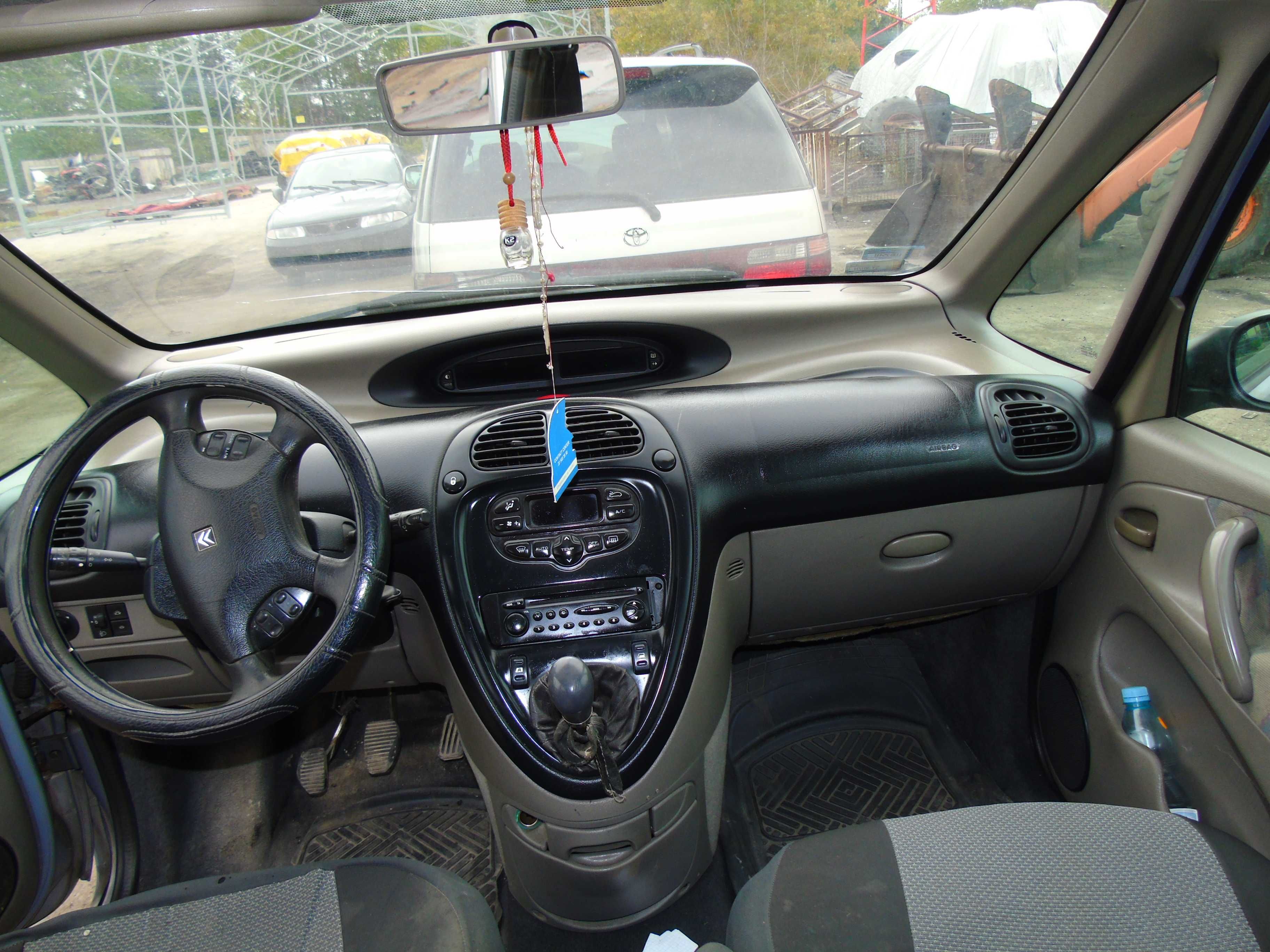 Citroen Xsara Picasso 2.0 diesel 2000r. części